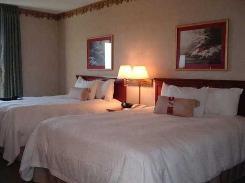 Hampton Inn & Suites Leesburg Room photo